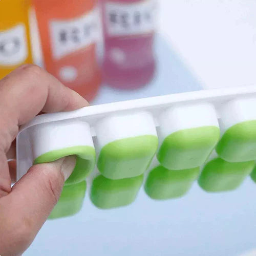 Kit 2 Formas de Gelo em Silicone com Tampa Rígida Flexível